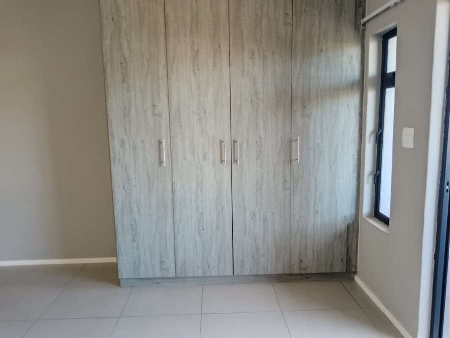 1 Bedroom Property for Sale in Nahoon Valley Park Eastern Cape